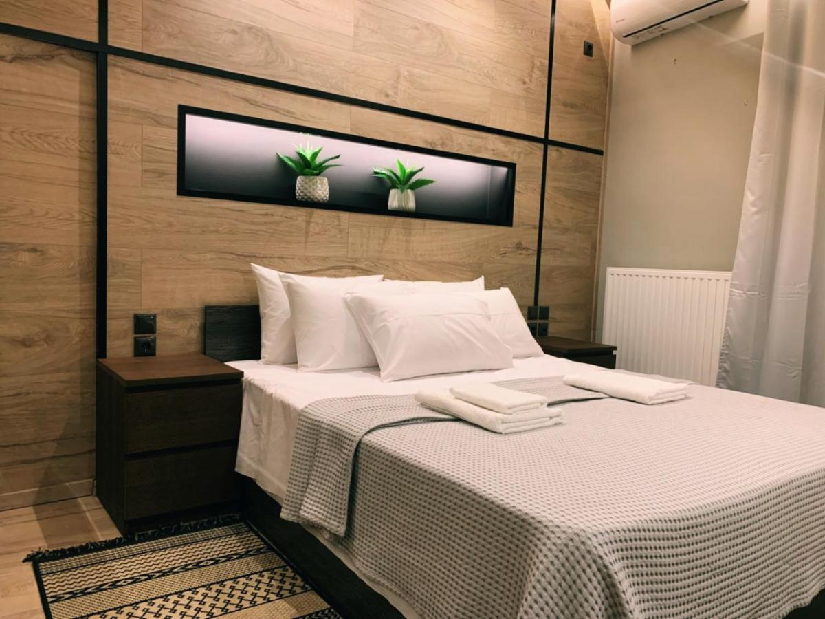 Luxury Townhouse Suite Лариса Екстериор снимка