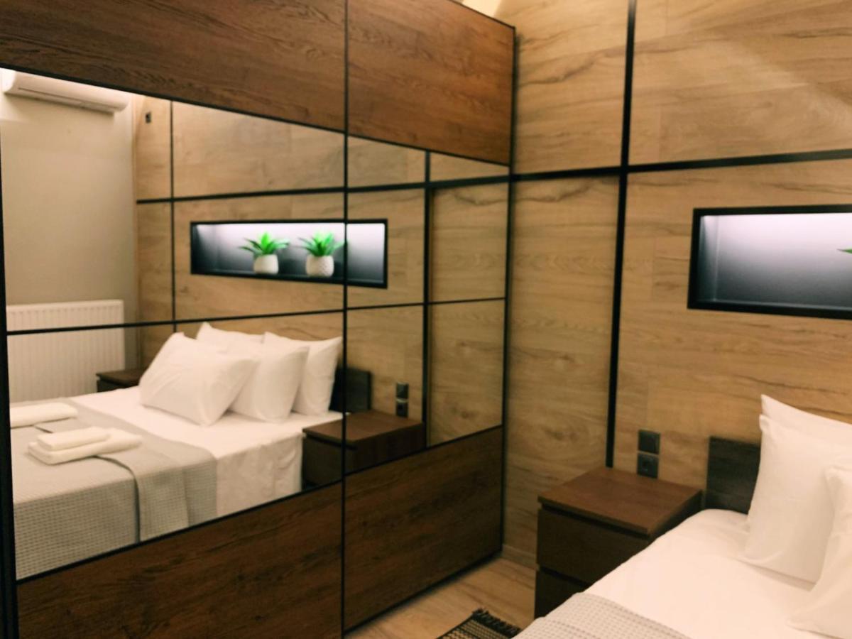 Luxury Townhouse Suite Лариса Екстериор снимка