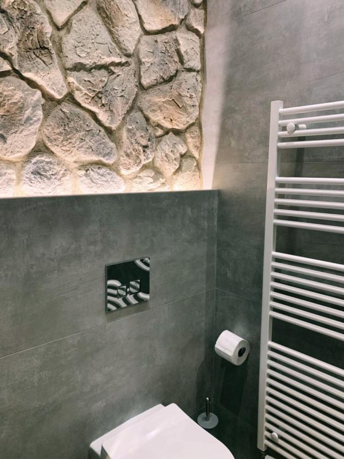 Luxury Townhouse Suite Лариса Екстериор снимка