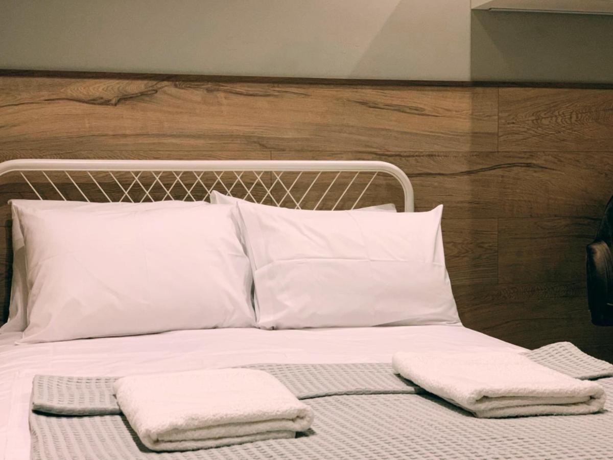 Luxury Townhouse Suite Лариса Екстериор снимка
