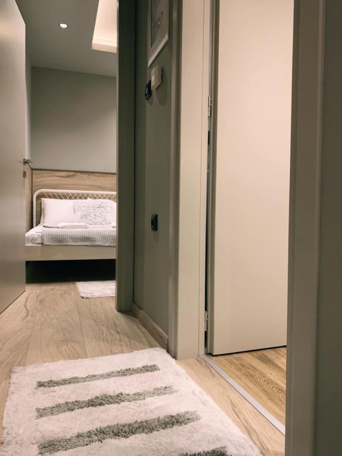 Luxury Townhouse Suite Лариса Екстериор снимка